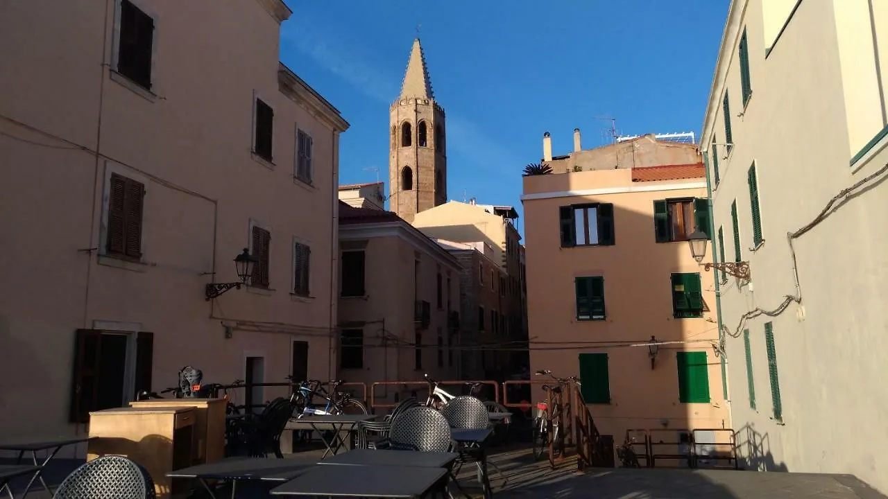 Attico Maris 104 A Due Passi Dalla Spiaggia Free Wi Fi Alghero Dom wakacyjny